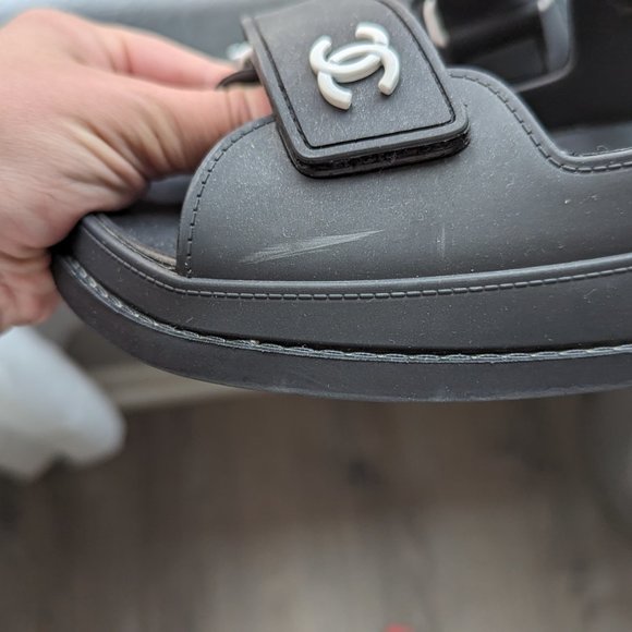 CHANEL - CC Interlocking CC Dad Sandal - Rubber - Black - EU 35 / US 5 - Picture 8 of 13